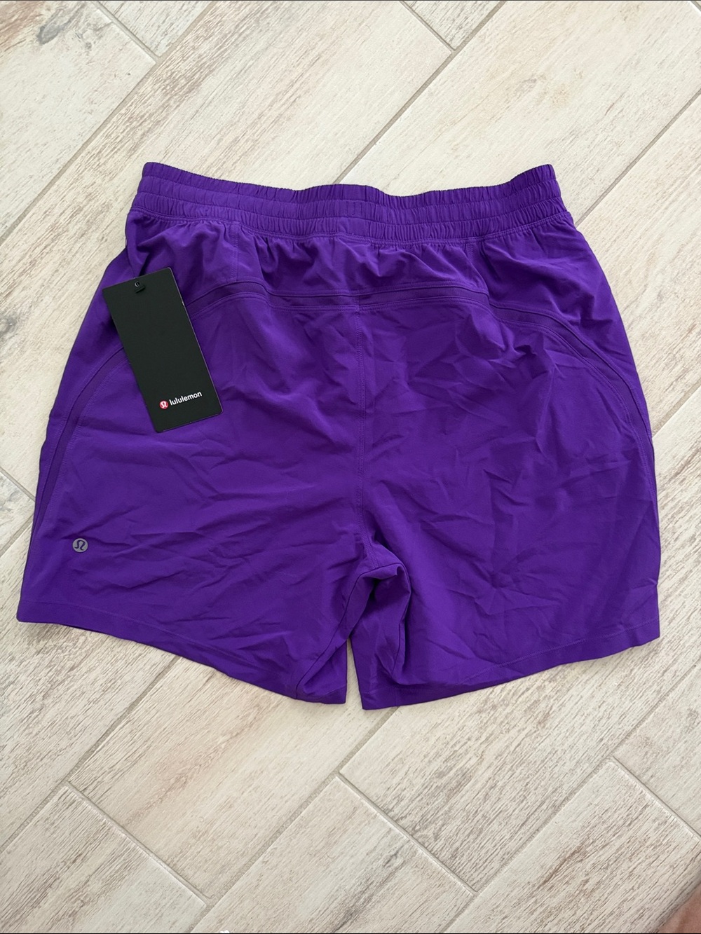 Lululemon ABC Shorts - Picture 2 of 3